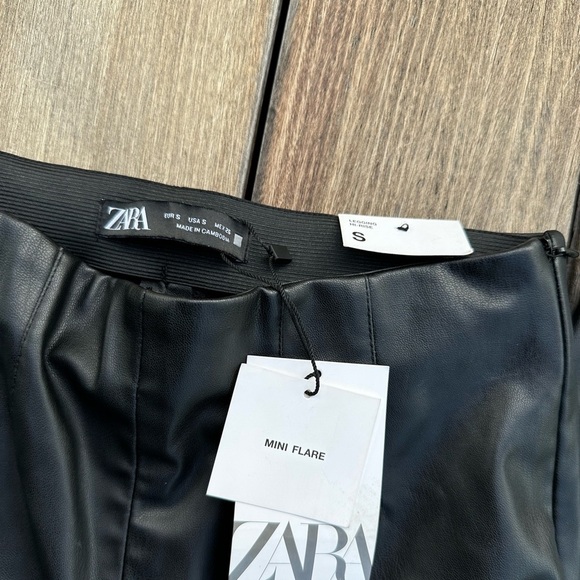 Zara High Waisted Faux Leather Pants - Picture 2 of 4